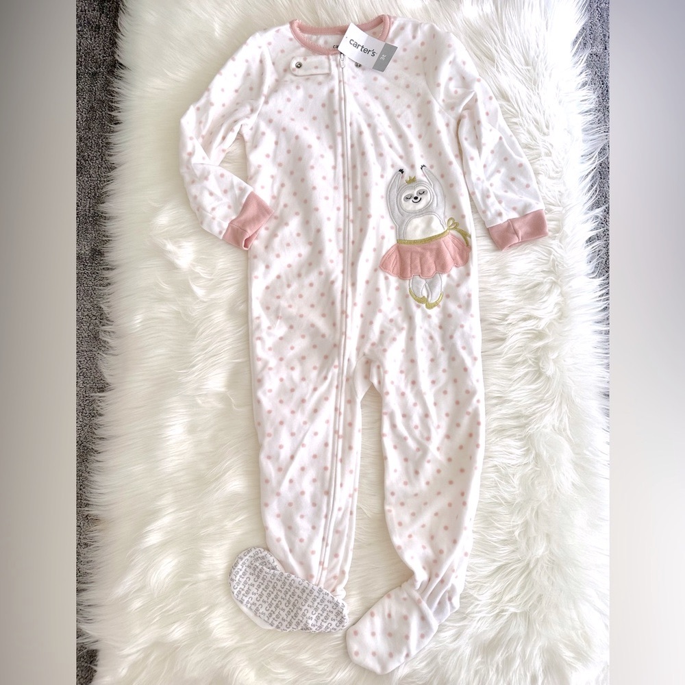 FUZZY SLOTH FOOTIE